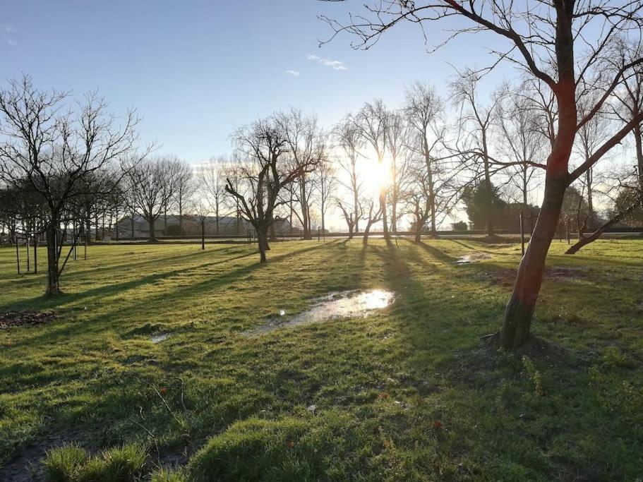't Winkeltje - Vakantiehuisje op boerderij Huize Blokland Hem Buitenkant foto